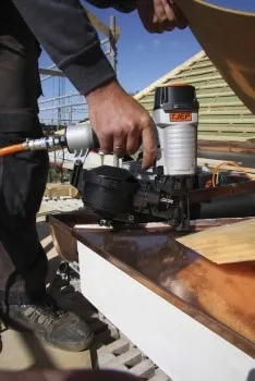 TJEP TA-45 Coilnagler Dachpappnagler inkl. 5.760 Rillennägel